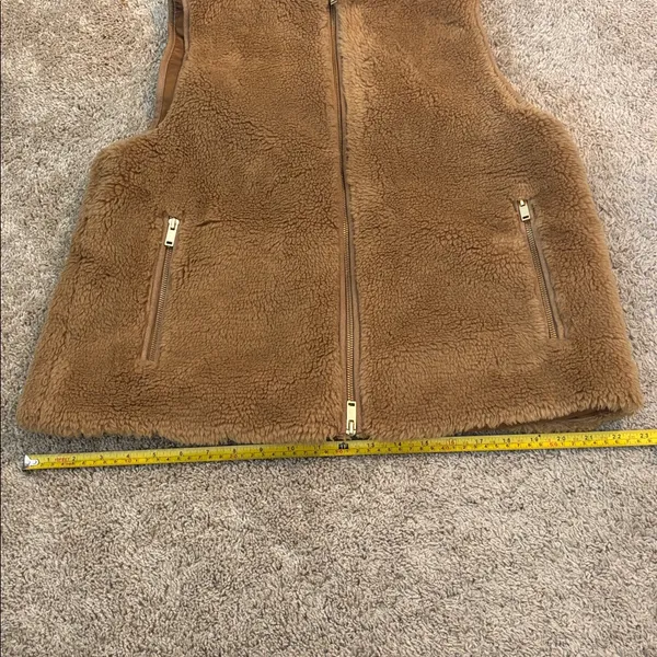 J. Crew Faux Fur Vest - Image 8