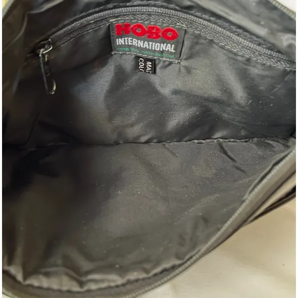RARE HOBO International Vintage Black Leather Unisex Organizer Crossbody Bag - Image 4