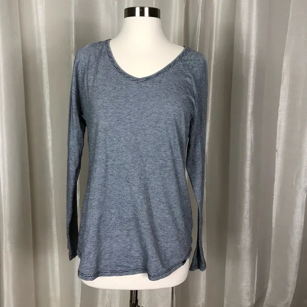 Oakley long‎ sleeve top - Image 6