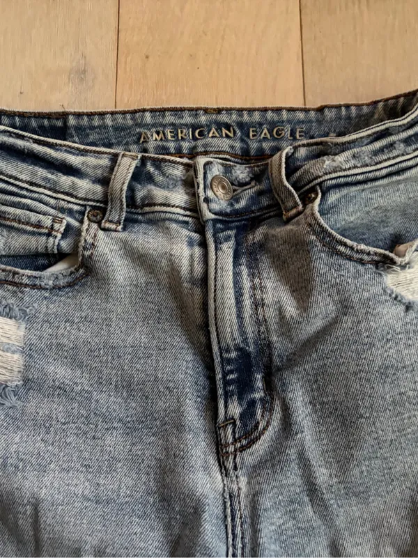 American Eagle Light Blue Mom Jeans - Image 2
