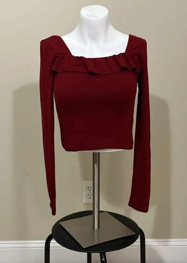 Forever 21 Ruffled Red Crop Top Square Neck - Image 5