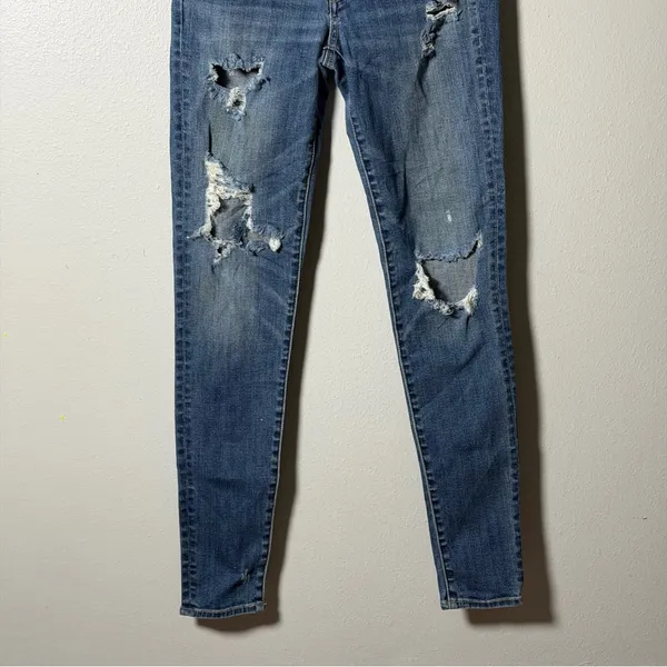American Eagle Outfitters Women's Hi-Rise Jegging‎ Blue Distressed Jeans size 4 - Image 3