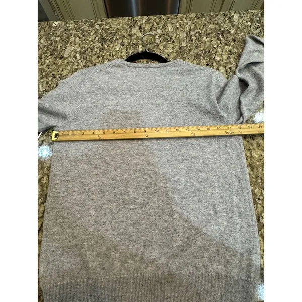 Juicy Couture Black Label Italian cashmere crewneck sweater Size Medium - Image 10