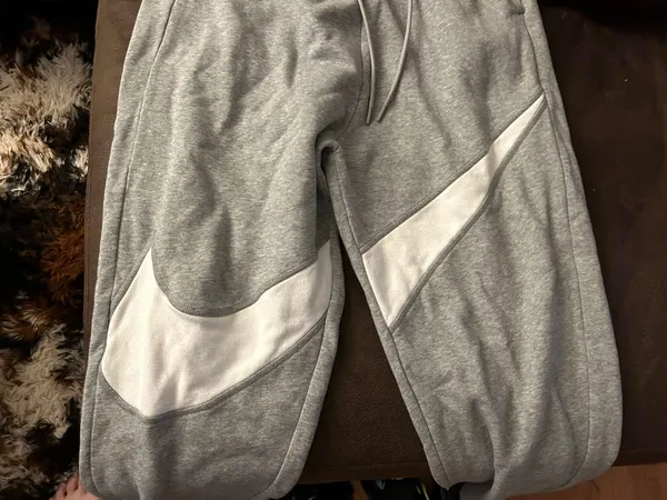 Nike Sweatpants - Image 2