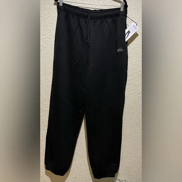 Alo Yoga NWT Accolade Sweatpants Cool Chrome Logo Black, Pockets XS - Image 6