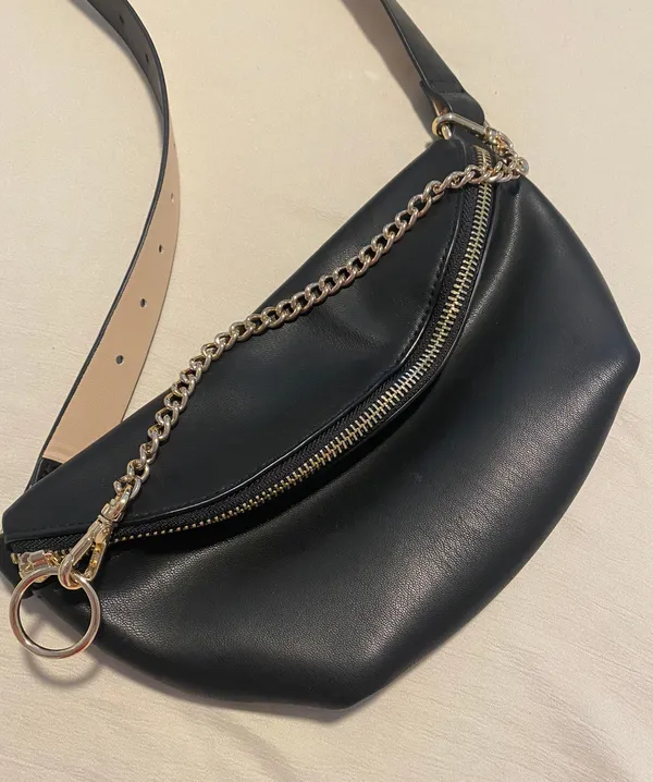 H&M Black Crossbody Fanny Pack - Image 2