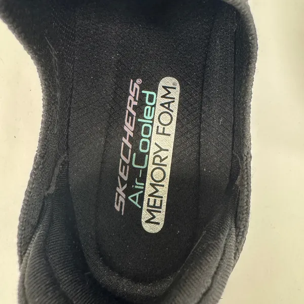 Skechers air cooled memory foam slip‎ ons! Womens 9.5 like new - Image 6