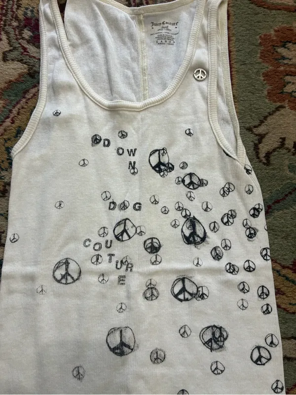 Juicy Couture Pam & Gela Peace Yoga Sleeveless Tank Top Women's Petite Small - Image 3