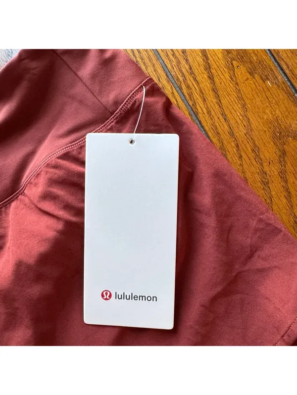 Lululemon Speed Up Short High Rise 2.5” Mesh Vent Cranberry Charm Size XL/12 NWT - Image 4