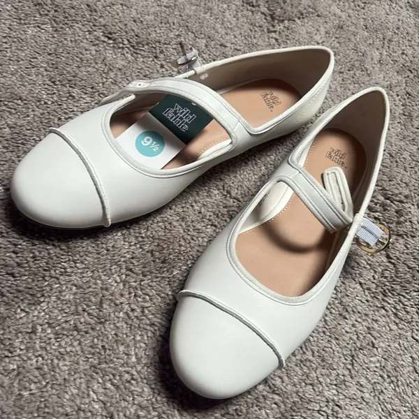 Wild Fable White Mary Jane Flats vegan leather size 9.5 - Image 2