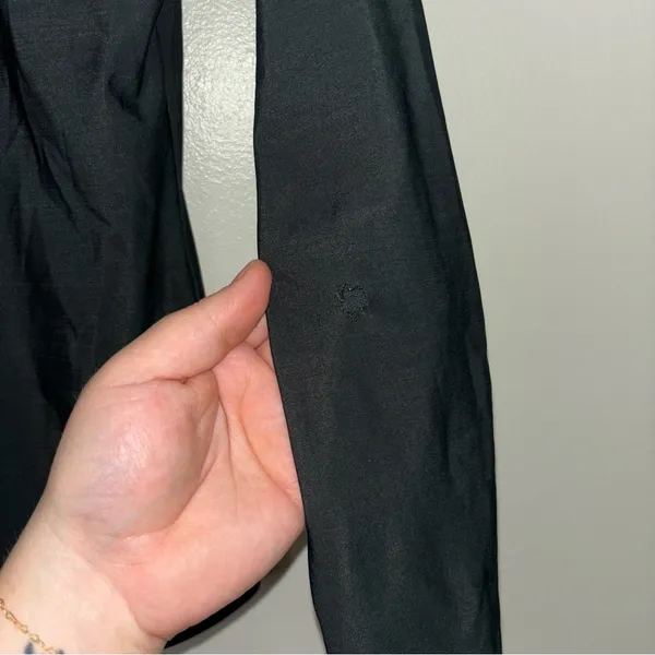Under Armour Black V-Neck Long Sleeve Top - Image 5