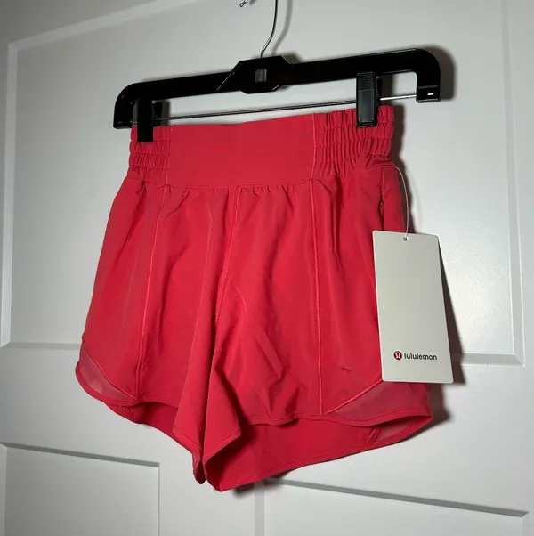 Lululemon size 2 shorts/Hotty hot shorts - Image 5