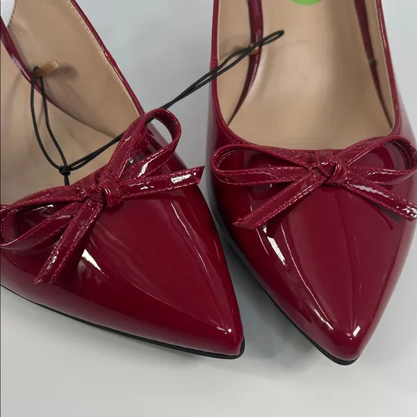 Bandolino Red Patent Slingback Heels - Image 9