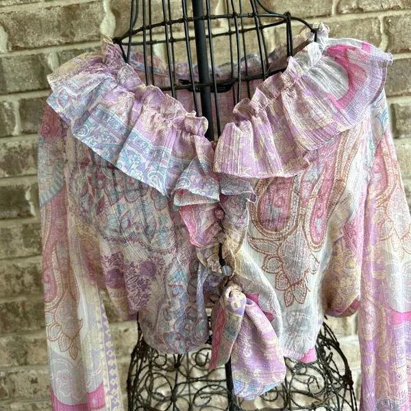 Ruffled Knotted Crop Top Blouse Medium Paisley Abstract Gold Color … - Image 2