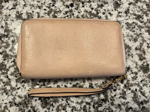 Michael Kors Wallet Wristlet - Image 3