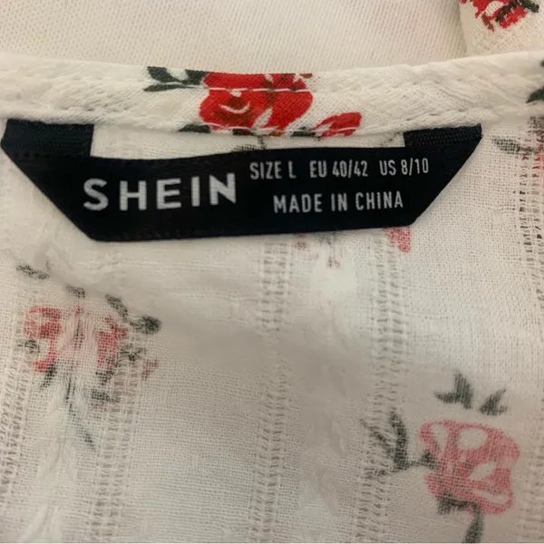 SHEIN Woman L‎ Coquette Girl Milkmaid Floral Cropped Puffed Sleeve Tie-back Top - Image 6