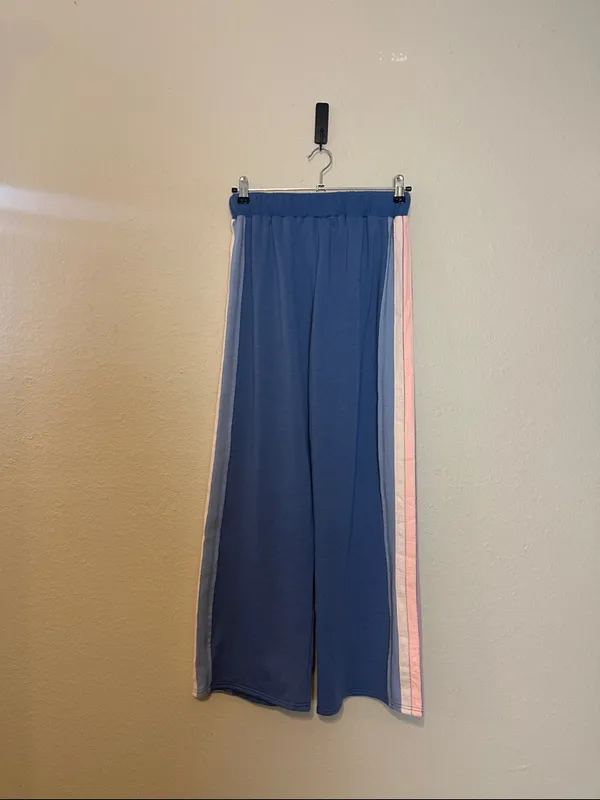 New In knit color block Wide‎ Leg pants Blue Size Small NWT - Image 6