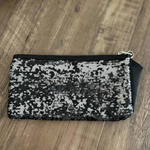Women's Victoria’s Secret Black Sequin Clutch Bag Silver Zipper & Logo - Image 3
