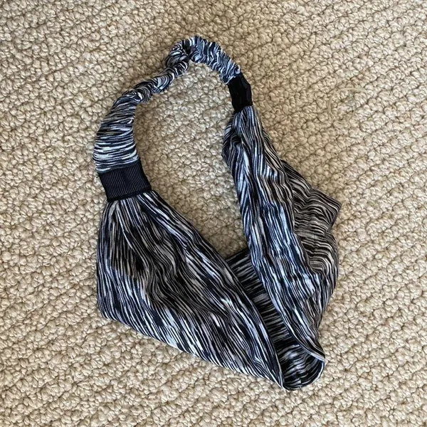 NEW Women’s Activewear Headband Black White Heathered Stretchy One Size Athletic - Image 6