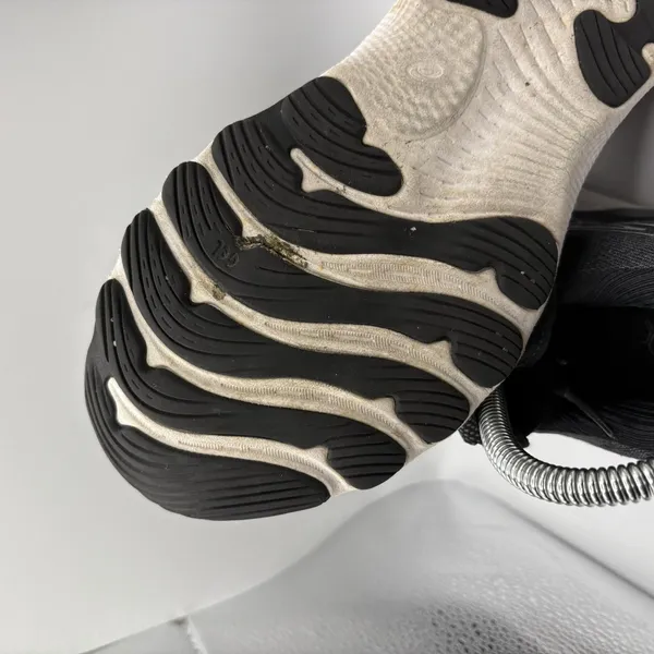Asics Gel-Nimbus 24 Black White Running Shoes Sneakers 1012B201 Women's Size 6.5 - Image 6