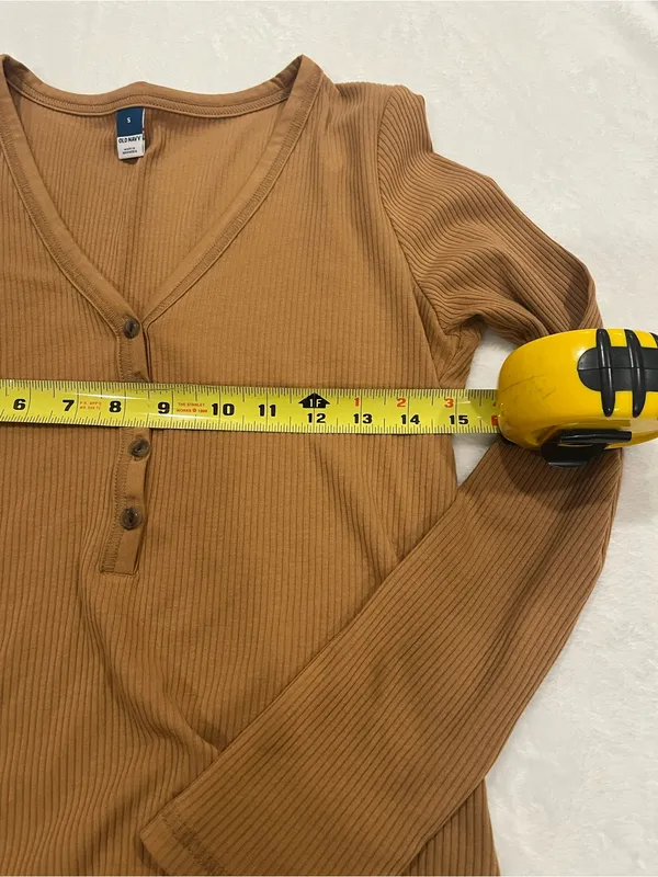 Old Navy Ribbed Long Sleeve Henley Top - Camel Brown - Size S - Image 3
