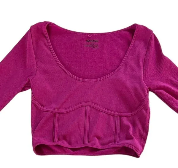 Garage Crop Top size Med - Image 10