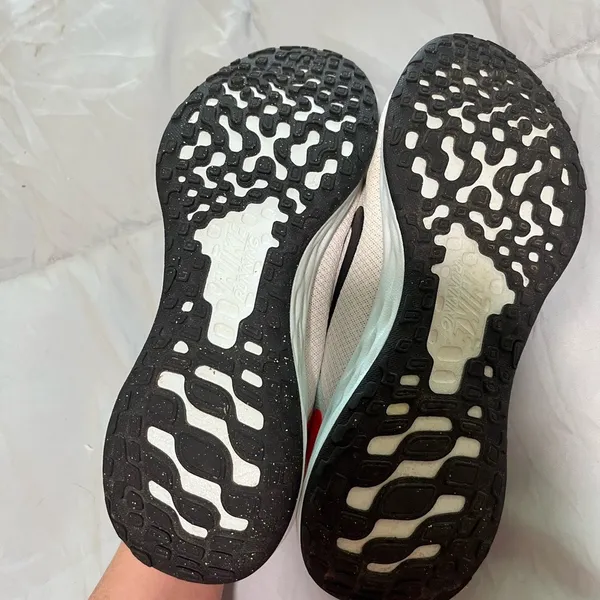 Nike Women's Athletic Shoes - white, pink, black - Image 9