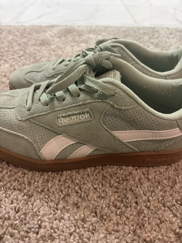 Reebok Sneakers - Image 4