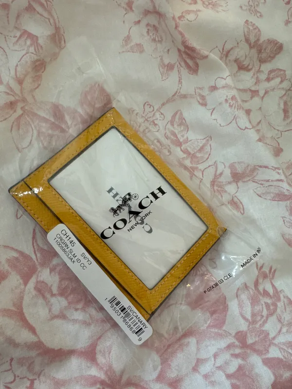 Coach Wallet Leather - Image 3
