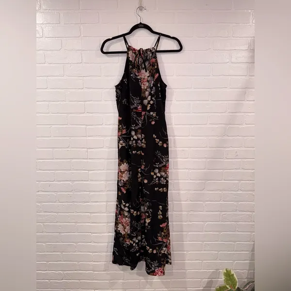 SheIn Black and Pink Floral Print Split Thigh Halter Maxi Dress with Slit - Image 15