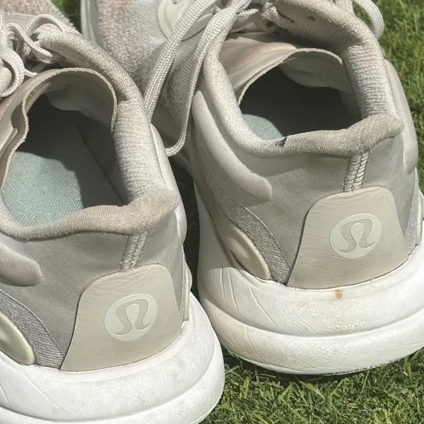 Lululemon Chargefeel 2 Low Workout Shoes Womens 7 Grey Running Training - Image 3