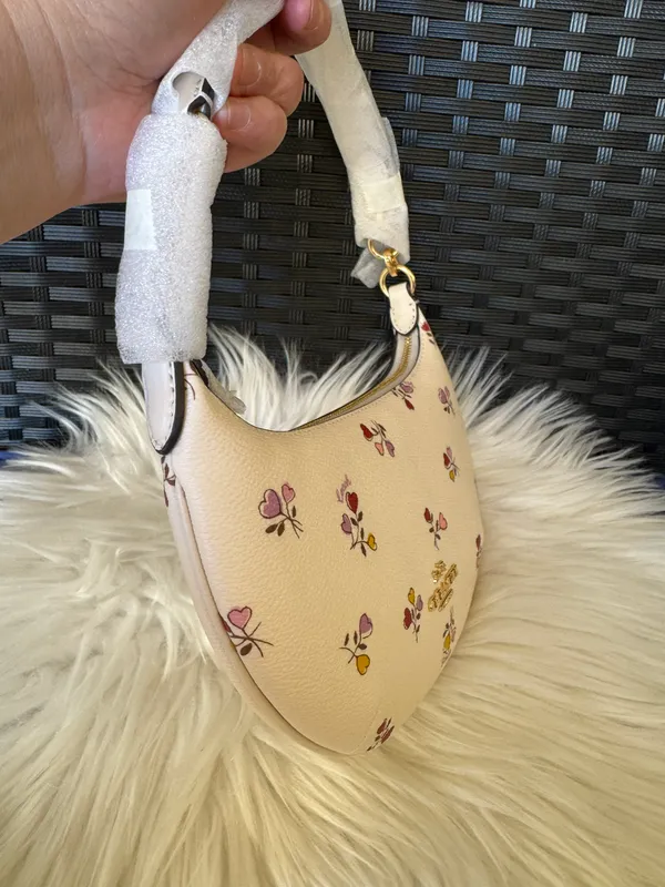Coach Mini Payton Bag With Heart Print CX609 NWT Chalk Multi - Image 7
