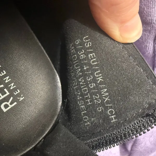 Kenneth Cole Reaction Women’s 6 Black Leather Criss Cross Sandals - Image 4