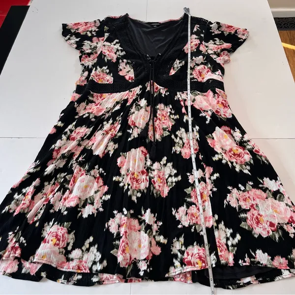 Torrid Black Pink Floral Crinkle Gauze Lace Up Tassels Flutter Sleeve‎ Dress 2X - Image 8