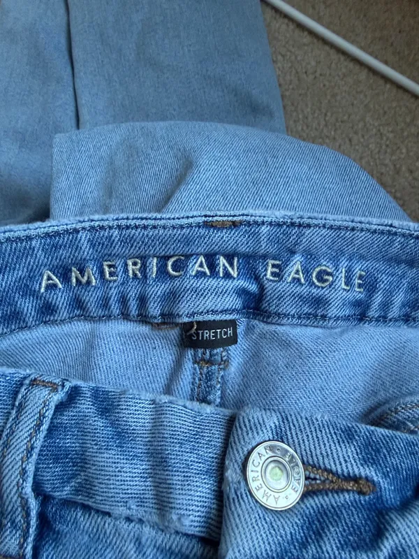 American Eagle Outfitters Light Blue Curvy High-Rise Women’s Jeans - Image 2