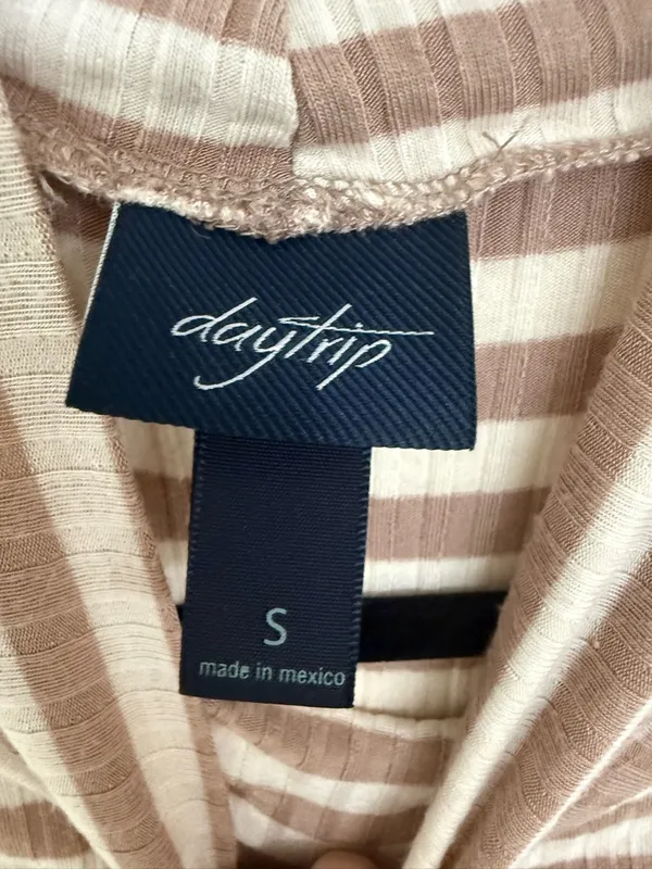 Buckle DayTrip Striped Ribbed Long Sleeve Mock Neck Top - Beige & Cream Size S - Image 3