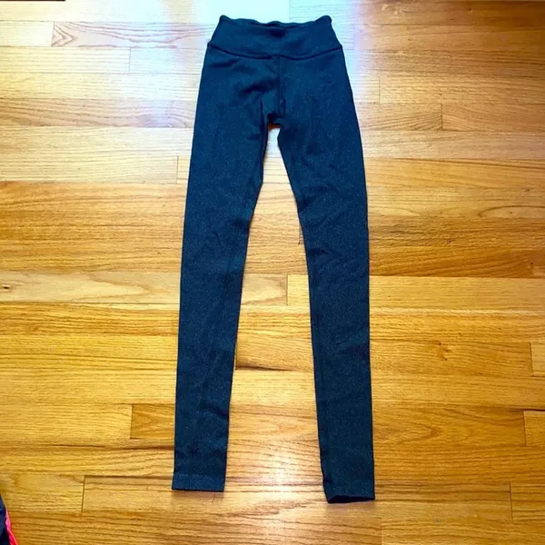 Beyond Yoga Black Charcoal Space Dye Leggings Essential Long Leggings Grey‎ Gray - Image 4
