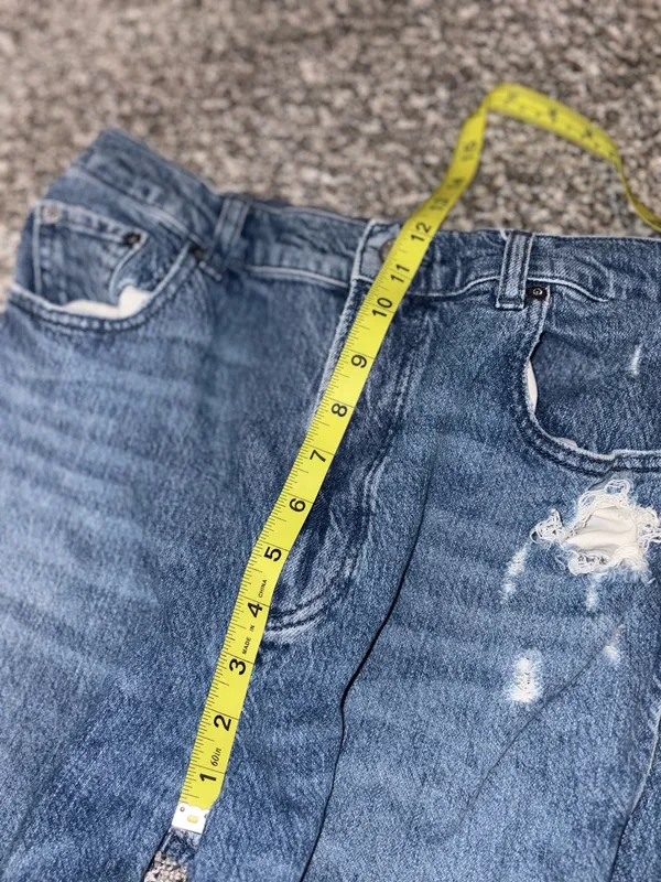 Boyish Zachary in Short Circuit High-Rise Distressed Jeans - Image 15