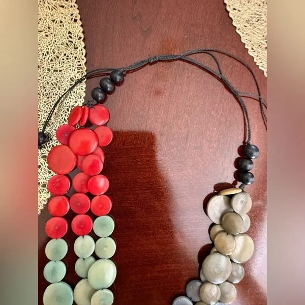 Multicolor Beaded Adjustable Necklace Red - Image 2