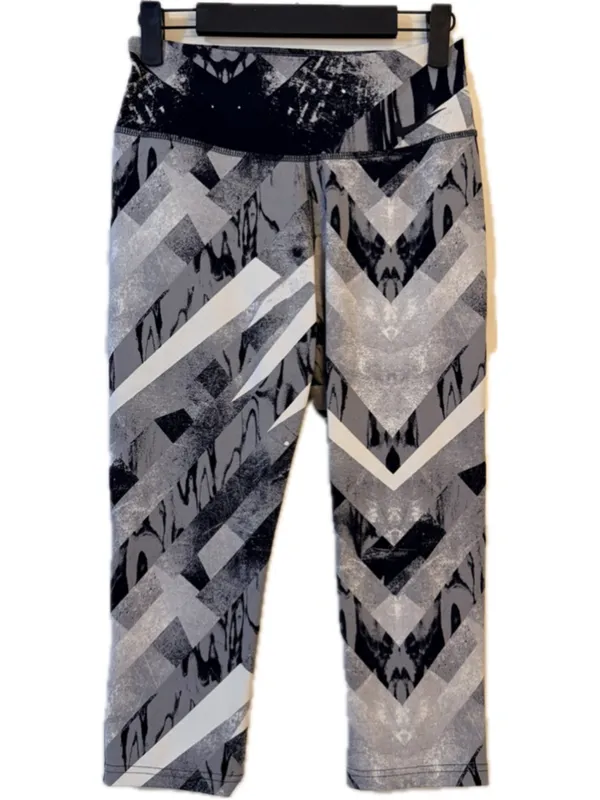 Nike Dri-FIT Capri Leggings Women's Small (b1) - Image 2