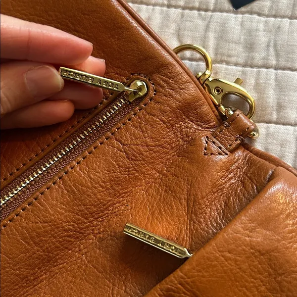 Tory Burch brown leather logo fold over gold chain rare crossbody bag​ - Image 6