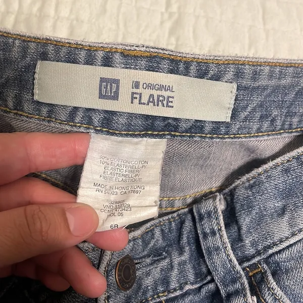Women’s Gap jeans 🖤 - Image 6