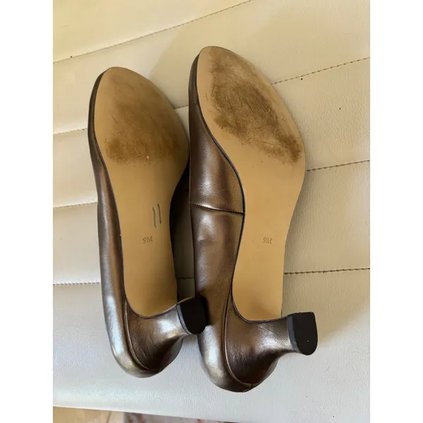 Array Bronze Metallic Leather‎ Kitten Heel Pumps Round Toe Shoes 9M 180379 - Image 7