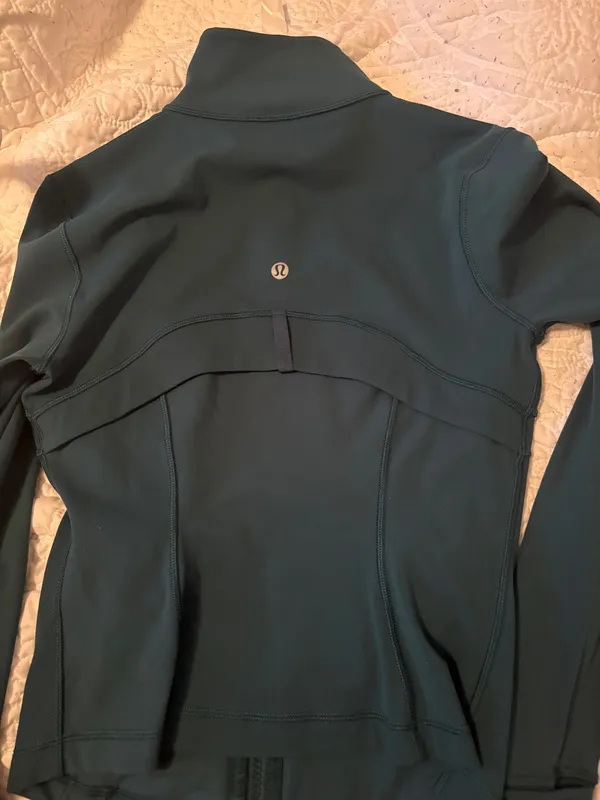 Lululemon Define Cropped Jacket - Image 4
