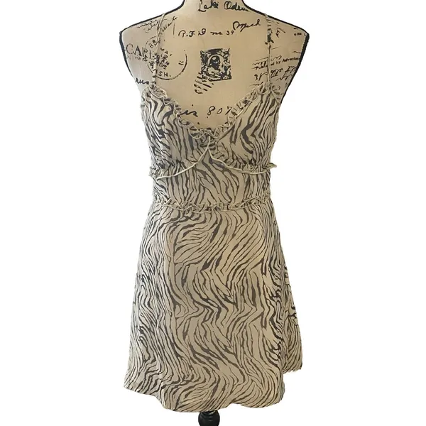 NWT Le Lis Sz Med Animal Print Razorback Sleeveless Mini Dress - Image 6