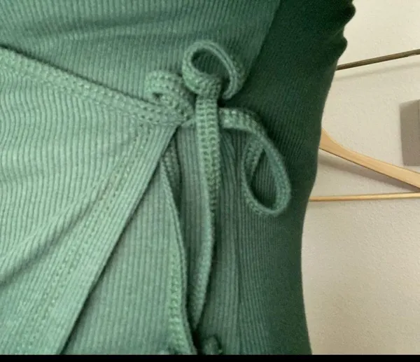 Hollister dark forest green ribbed long sleeve surplus wrap top blouse - Image 2