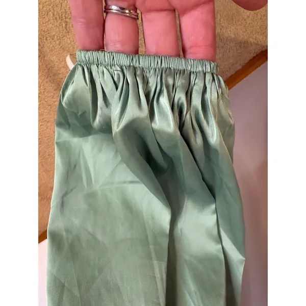 Princess Polly Sage Green Satin‎ Lace Trim Long Sleeve Festival Crop Top US 8 - Image 3