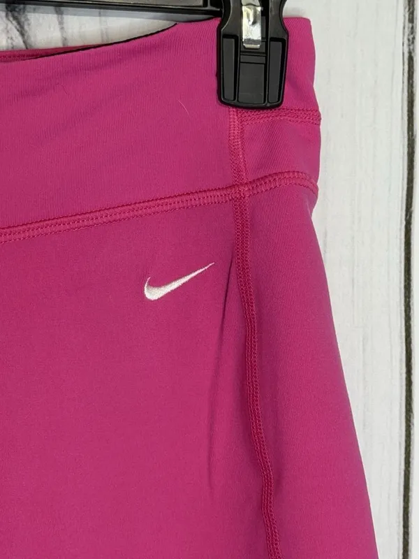 Nike 4.5" Shorts Woman Size Medium Hot Pink Dri Fit Nylon Spandex - Image 2