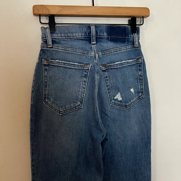 ABERCROMBIE- Curve Love Ultra High Rise 90s Straight Jean Criss-Cross - Image 7