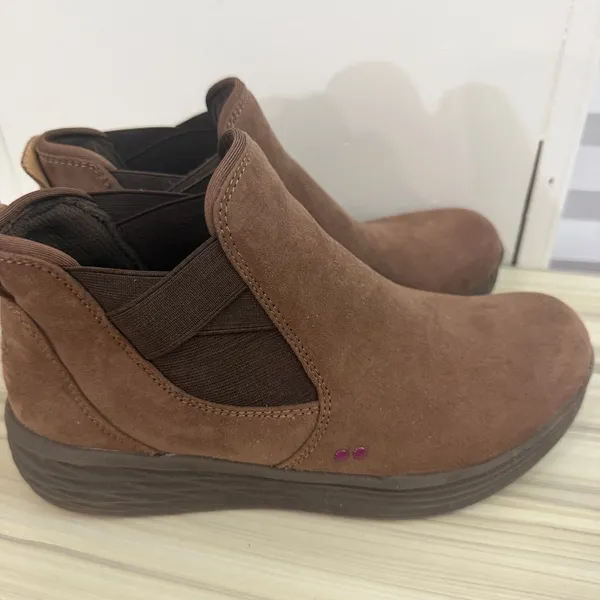 Ryka Noelle Womens Size 7 Brown Booties Slip On Water Repellant Walking Comfort - Image 5